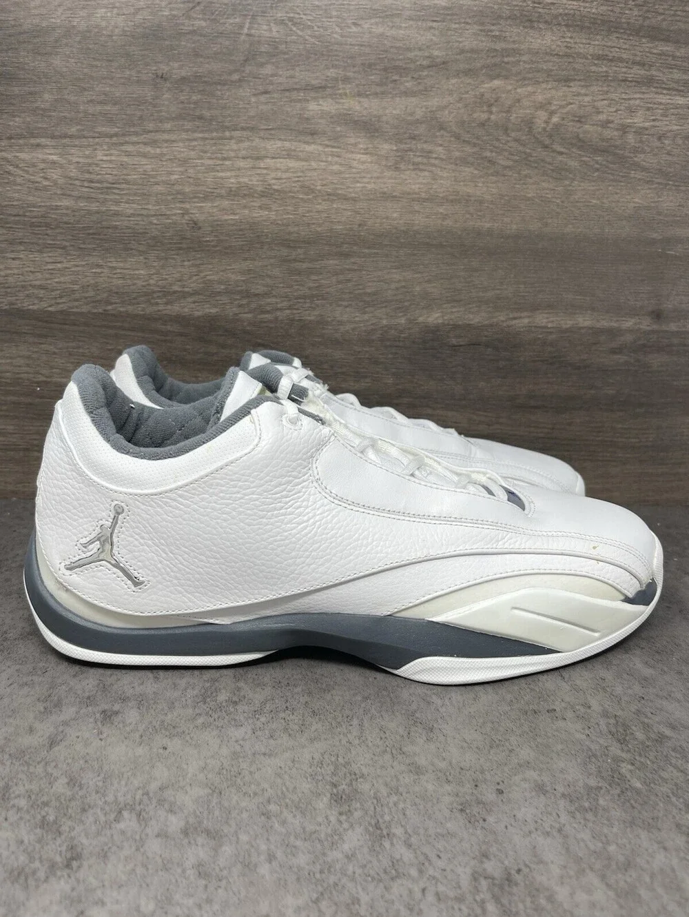 Air Jordan Team Concept Low Sneakers Mens Size 13 White Silver Lot 313365-101